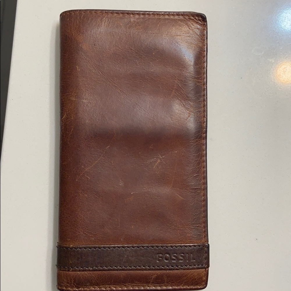 Fossil long wallet